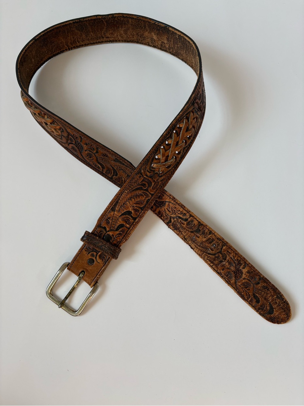 VNTG Tooled Buckle Belt Western Handcrafted Brown Cowhide Leather Rodeo Cowboy